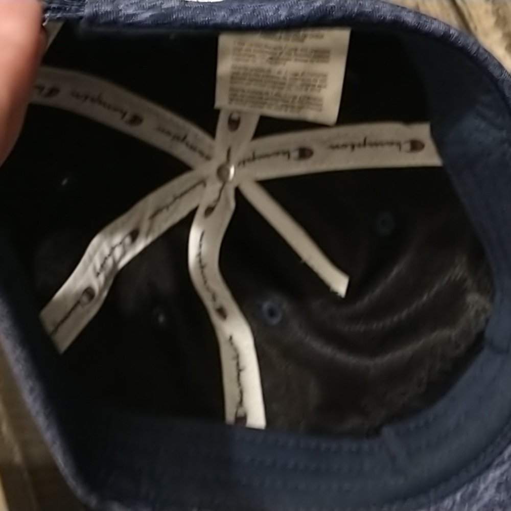 CHAMPION Logo Cap EUC - Picture 5 of 8